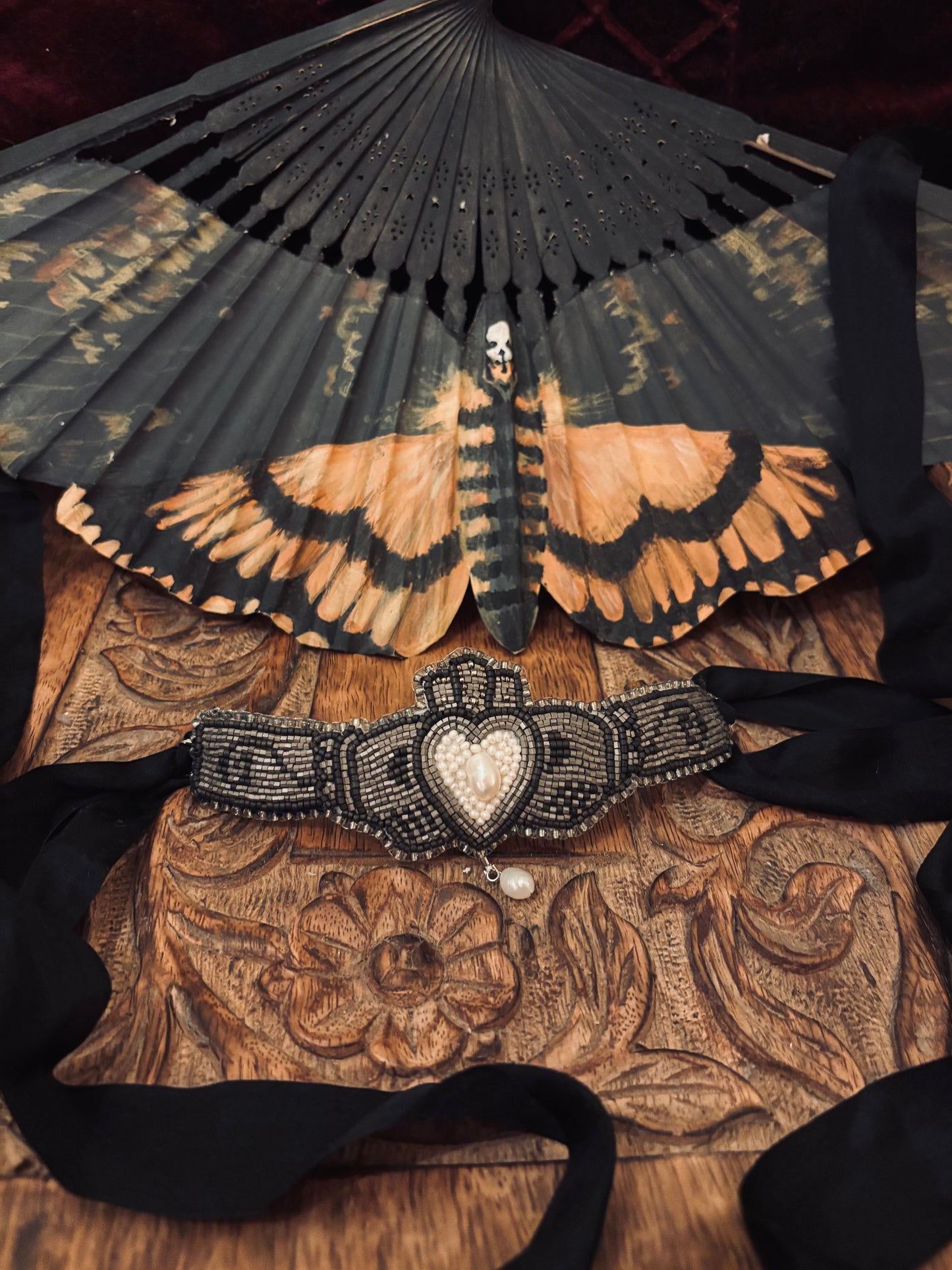 Claddagh Beaded Silk Ribbon Necklace