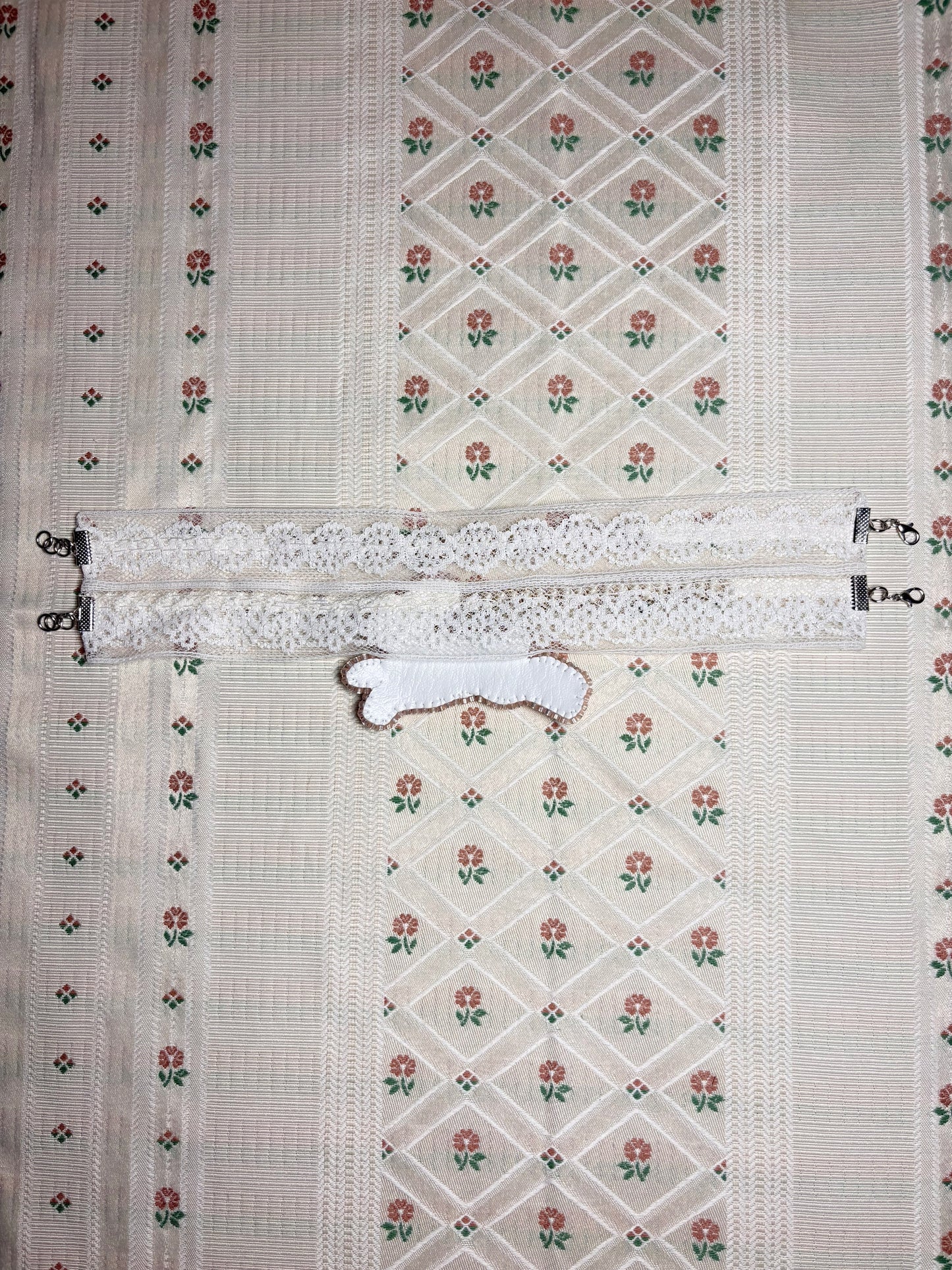 White Rabbit Choker